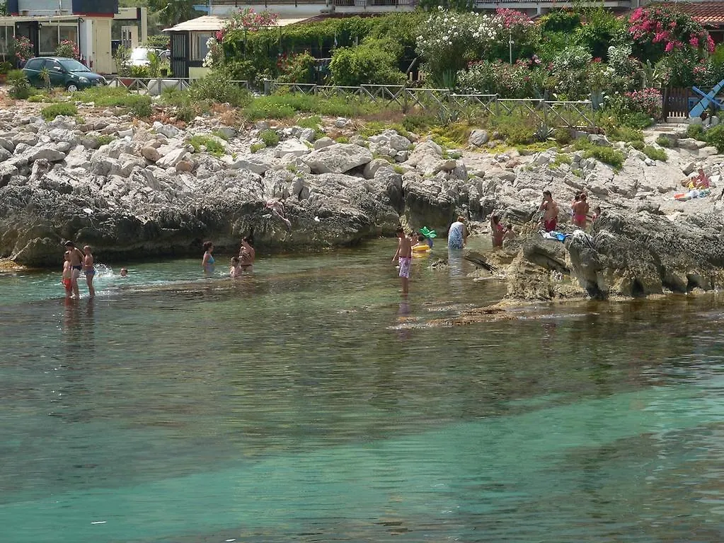 Villa Le Due Palme Isola delle Femmine Italy